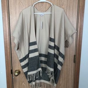 Oversized sweater/shawl
